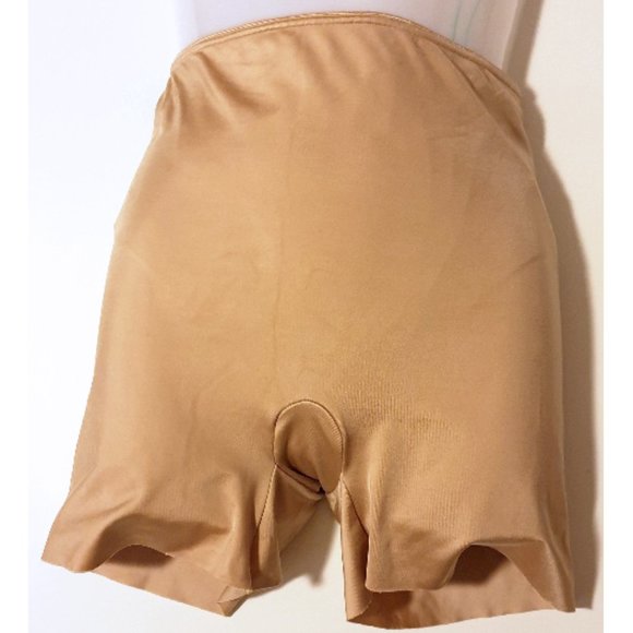 Brand New SPANX shapewear mid thigh short - beige colour - size M - Picture 5 of 6